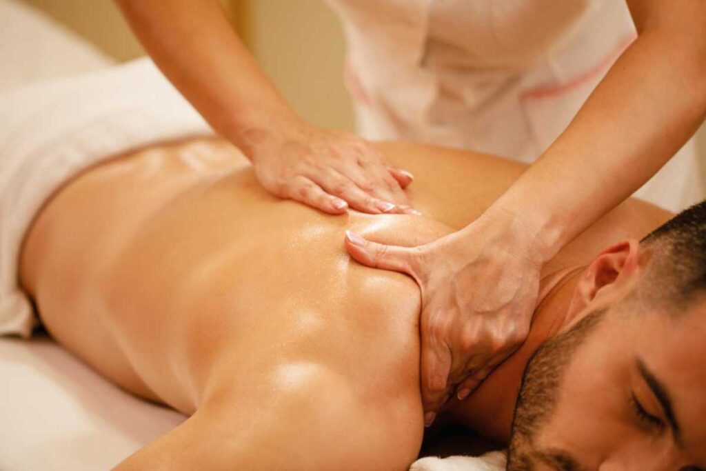 EM COTIA, MASSAGISTAS SENSUAIS CONQUISTAM ESPAÇO NO SEGMENTO DE SAÚDE E BEM-ESTAR EM COTIA, MASSAGISTAS SENSUAIS CONQUISTAMESPAÇO NO SEGMENTO DE SAÚDE E BEM-ESTAR